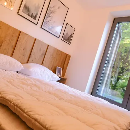 Apartment Frutis *