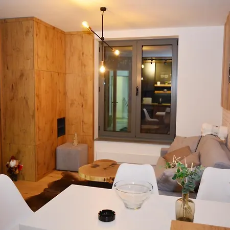 Frutis Apartment