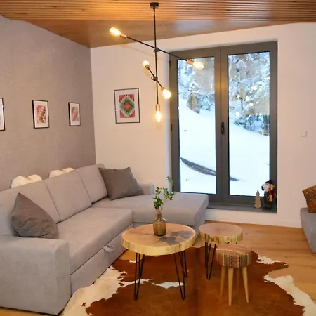 Apartment Frutis *