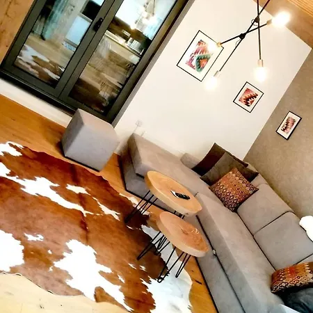 Frutis Apartment